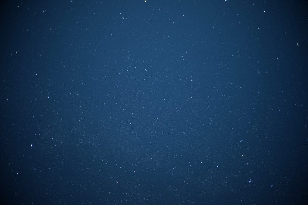 La tête dans les étoiles